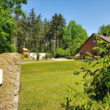 Familienfreundliche Ferienwohnung Зольтау Экстерьер фото